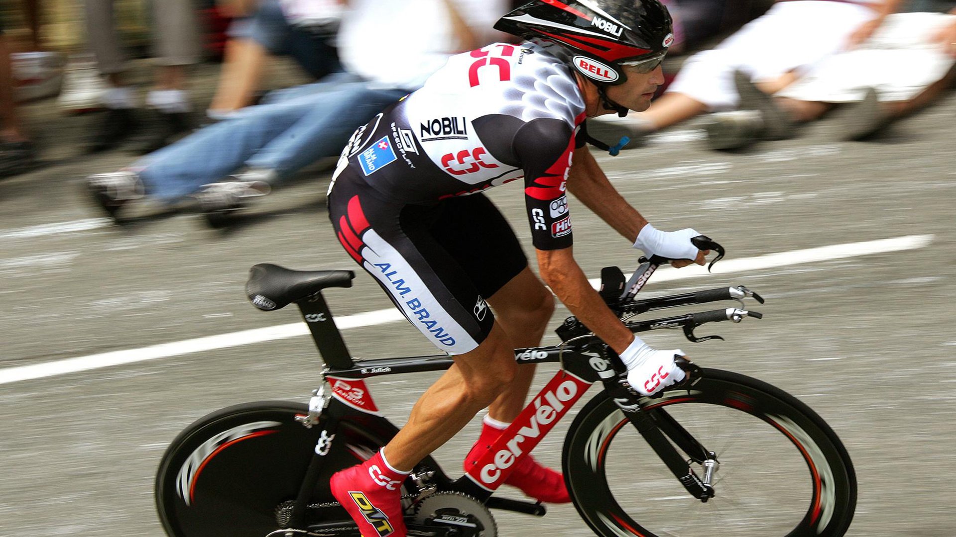 中国女篮的团结让胜利更有温度，中国女篮虽败犹荣