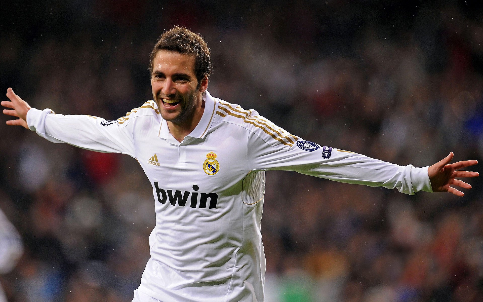 城市荧光夜跑音乐派对 运动与潮流文化碰撞